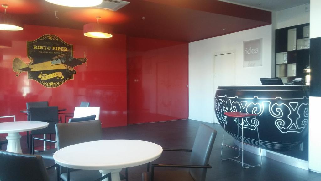 Idea Hotel Milano Malpensa Airport Case Nuove  Eksteriør billede Ristorante Piper